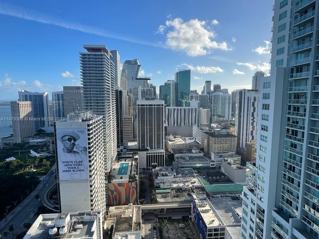 244 Biscayne Blvd # 3805
