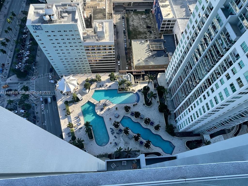 244 Biscayne Blvd # 3805