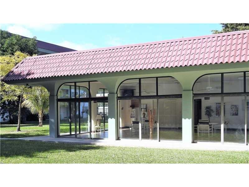 8101 SW 72nd Ave # 317W