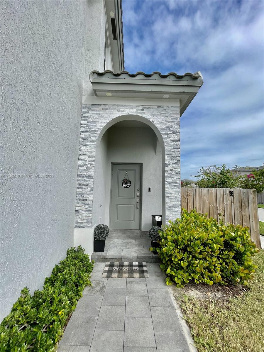 1395 SE 26th Ter
