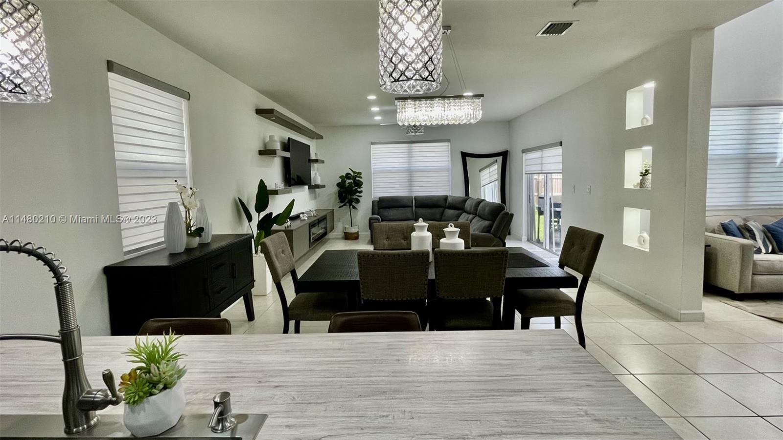1395 SE 26th Ter