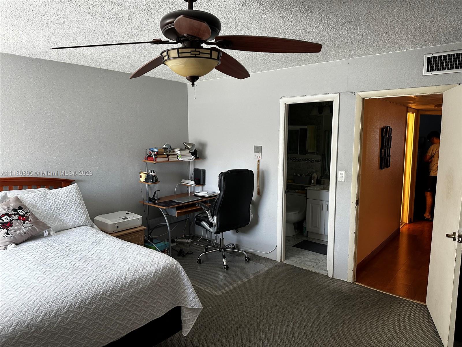 13865 SW 84th St # 1 Unit: 406-1