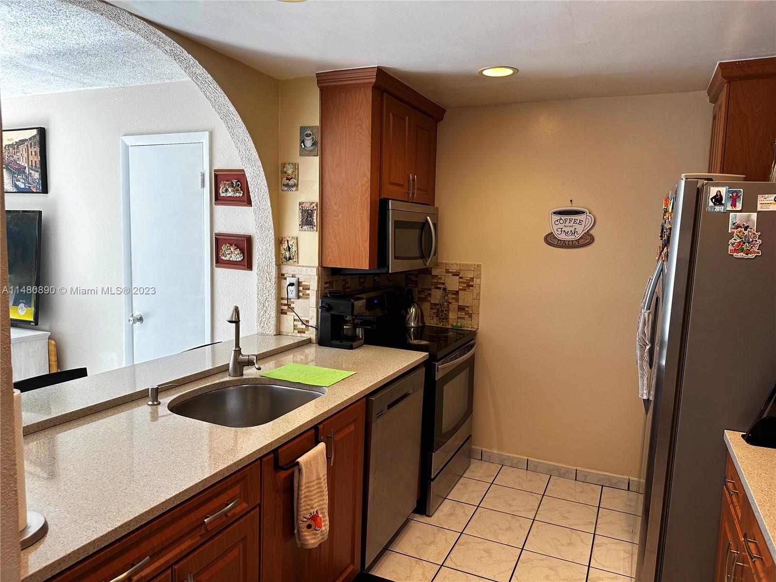 13865 SW 84th St # 1 Unit: 406-1