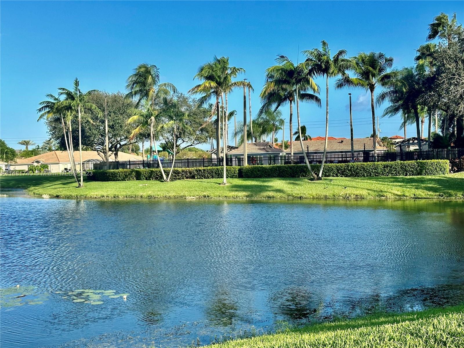 11716 SW 17th Ct Unit: .