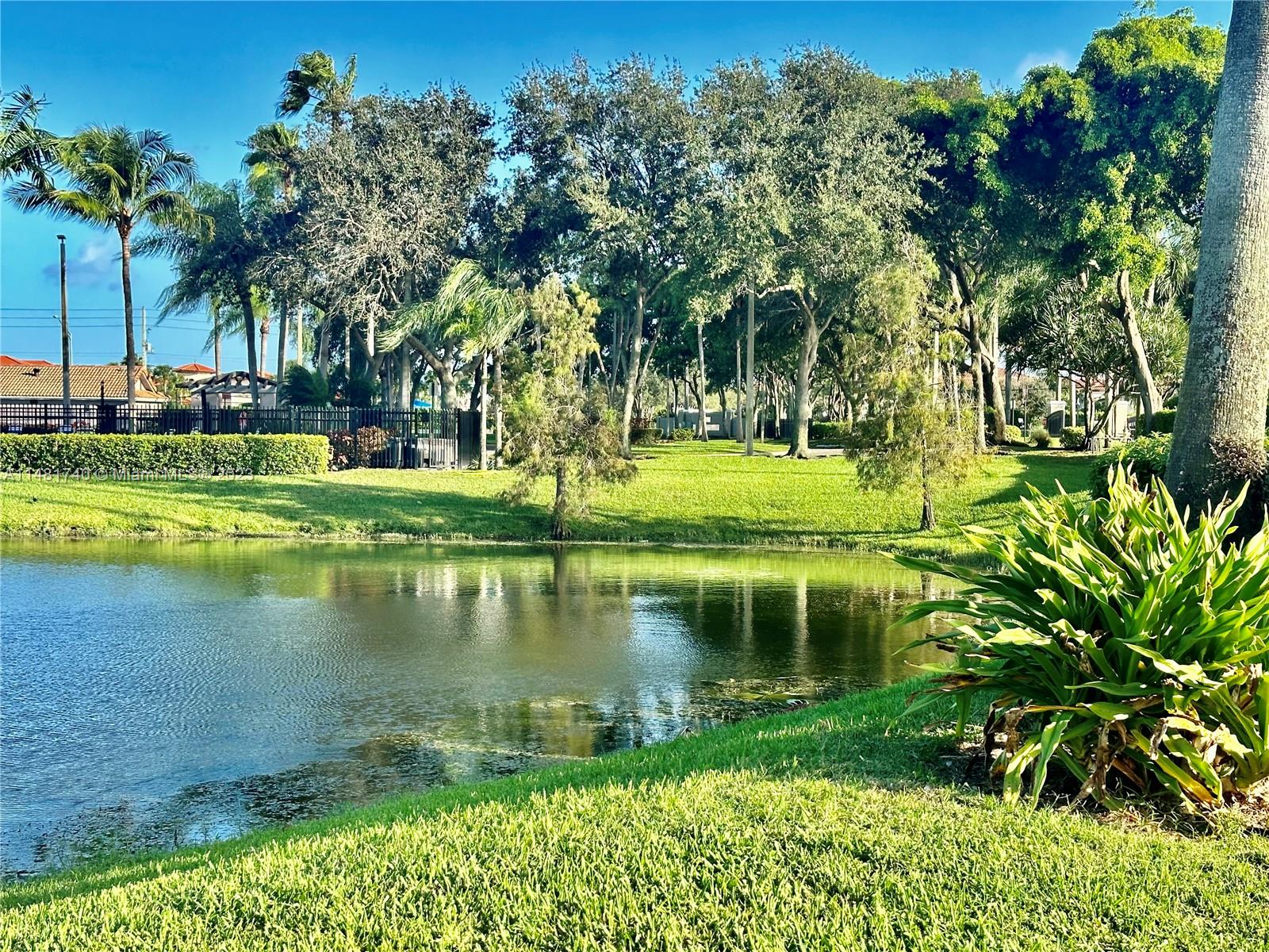 11716 SW 17th Ct Unit: .