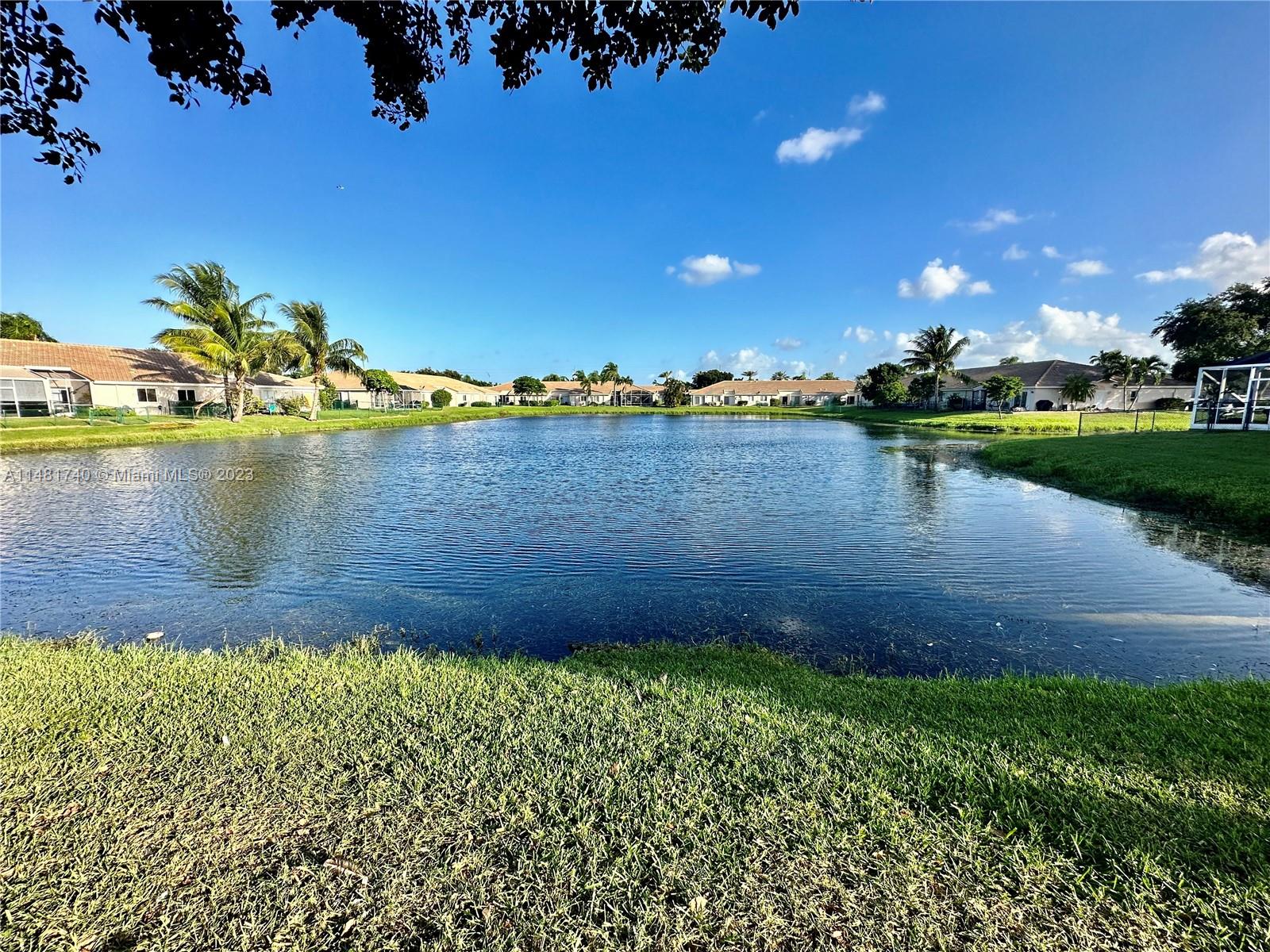 11716 SW 17th Ct Unit: .