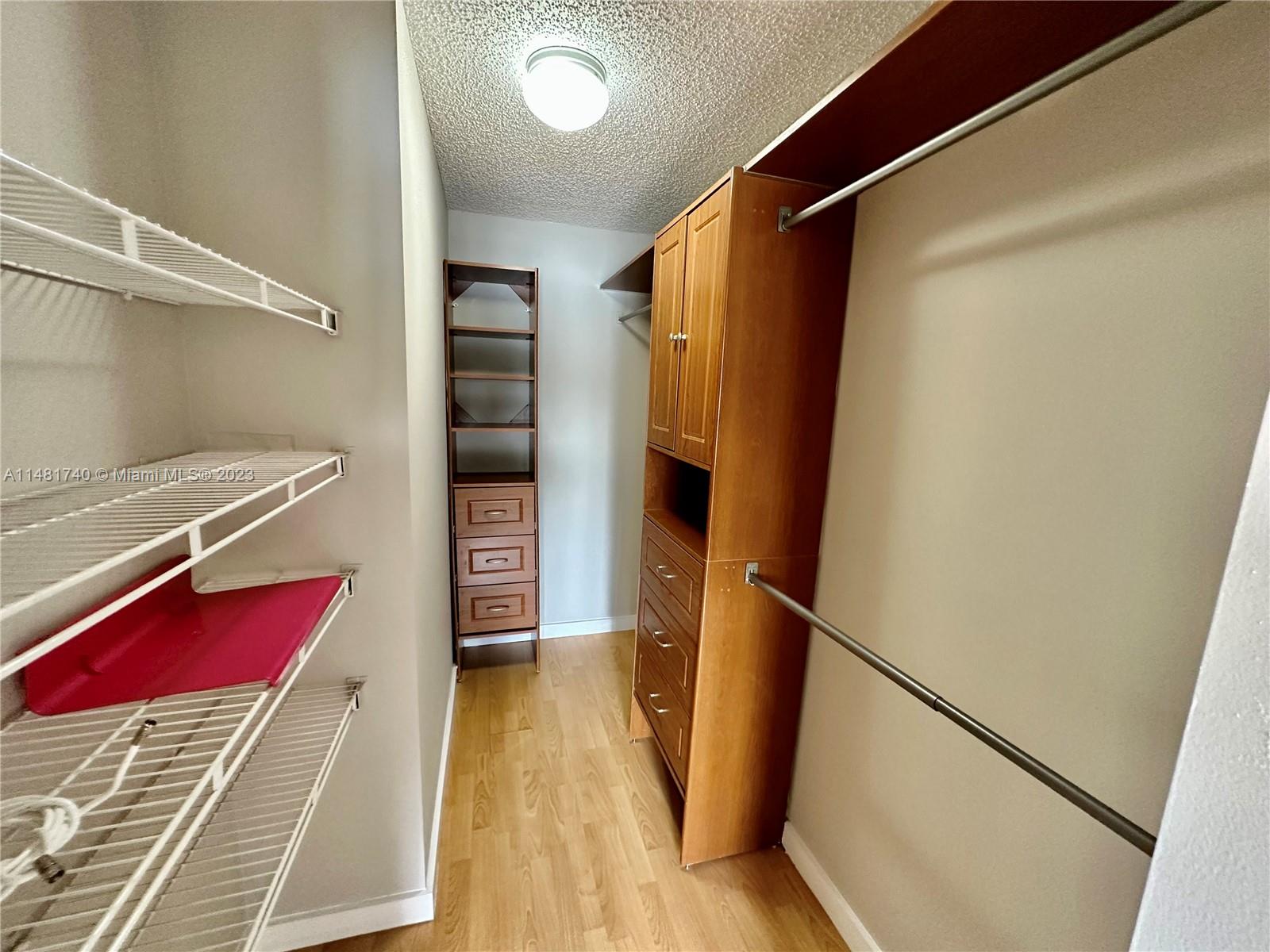 11716 SW 17th Ct Unit: .