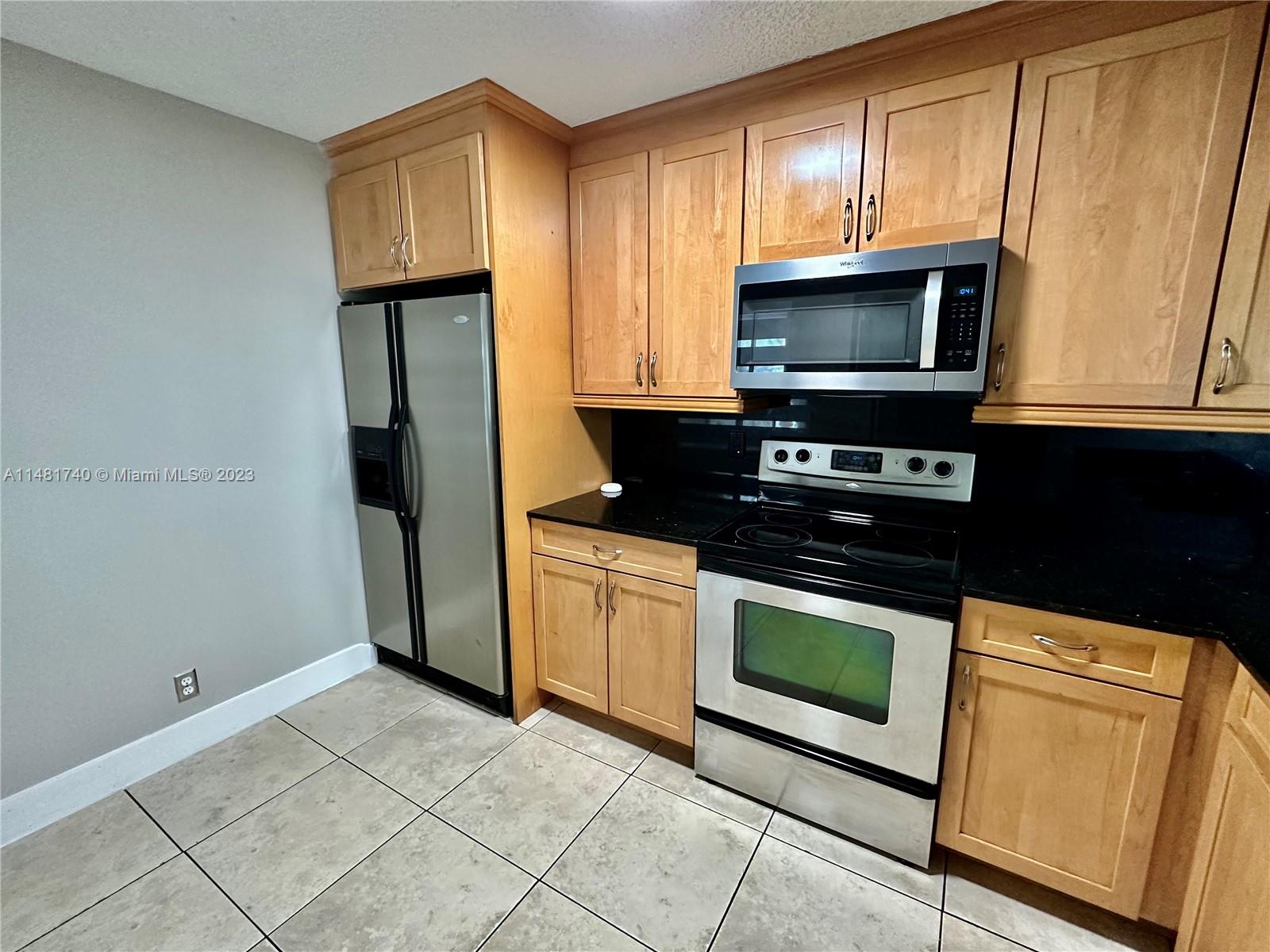 11716 SW 17th Ct Unit: .