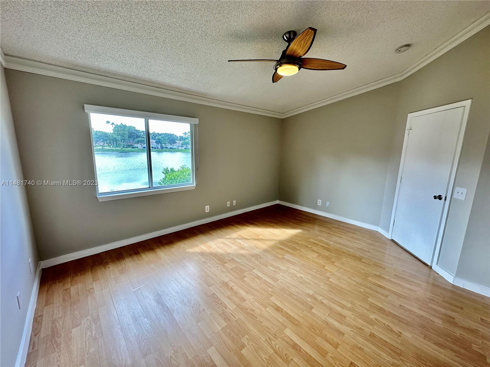 11716 SW 17th Ct Unit: .