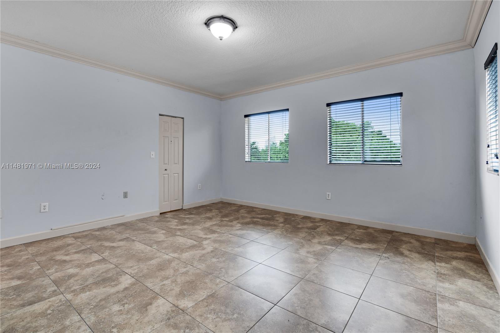 13744 SW 124th Ave Rd