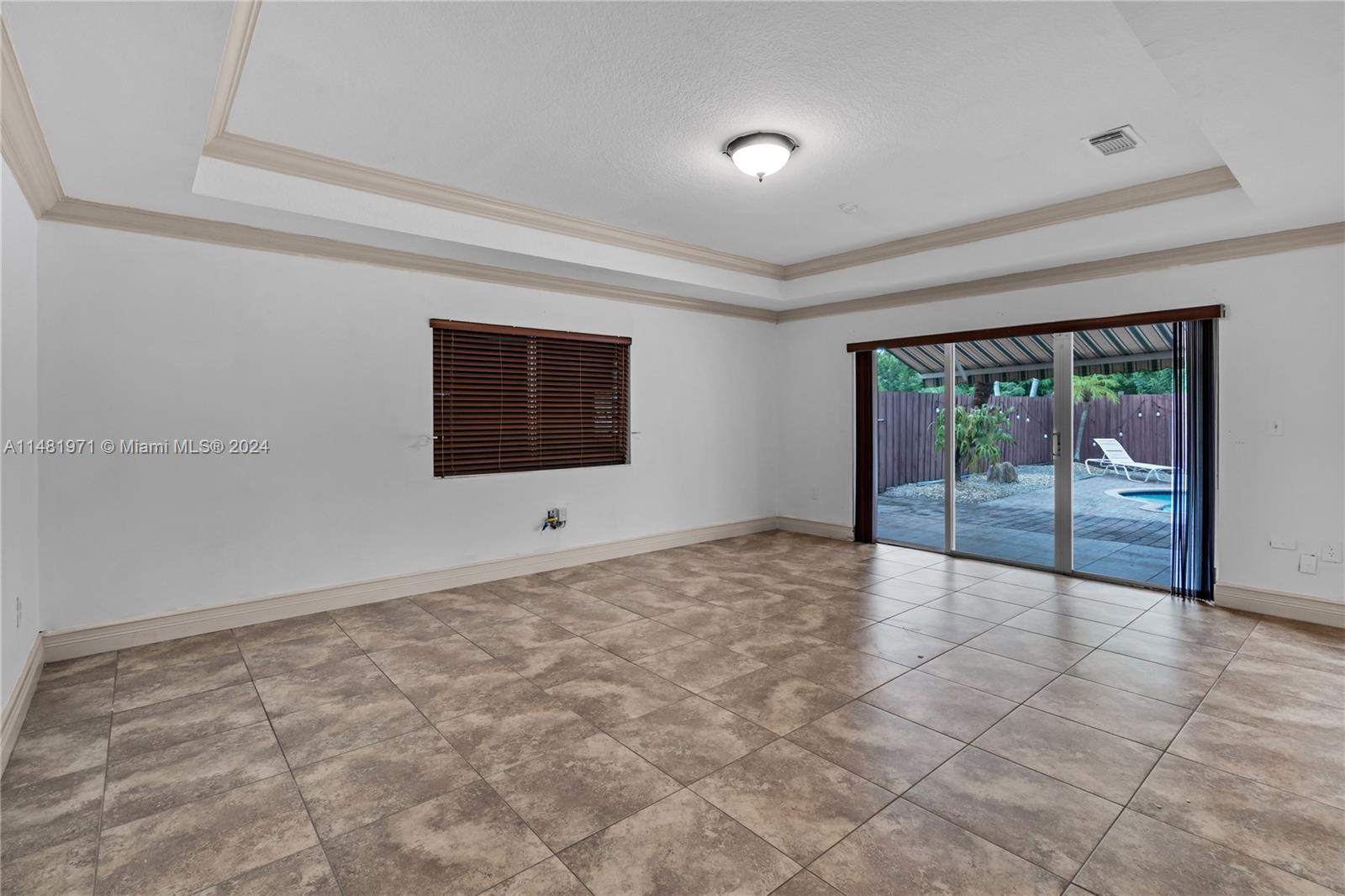 13744 SW 124th Ave Rd