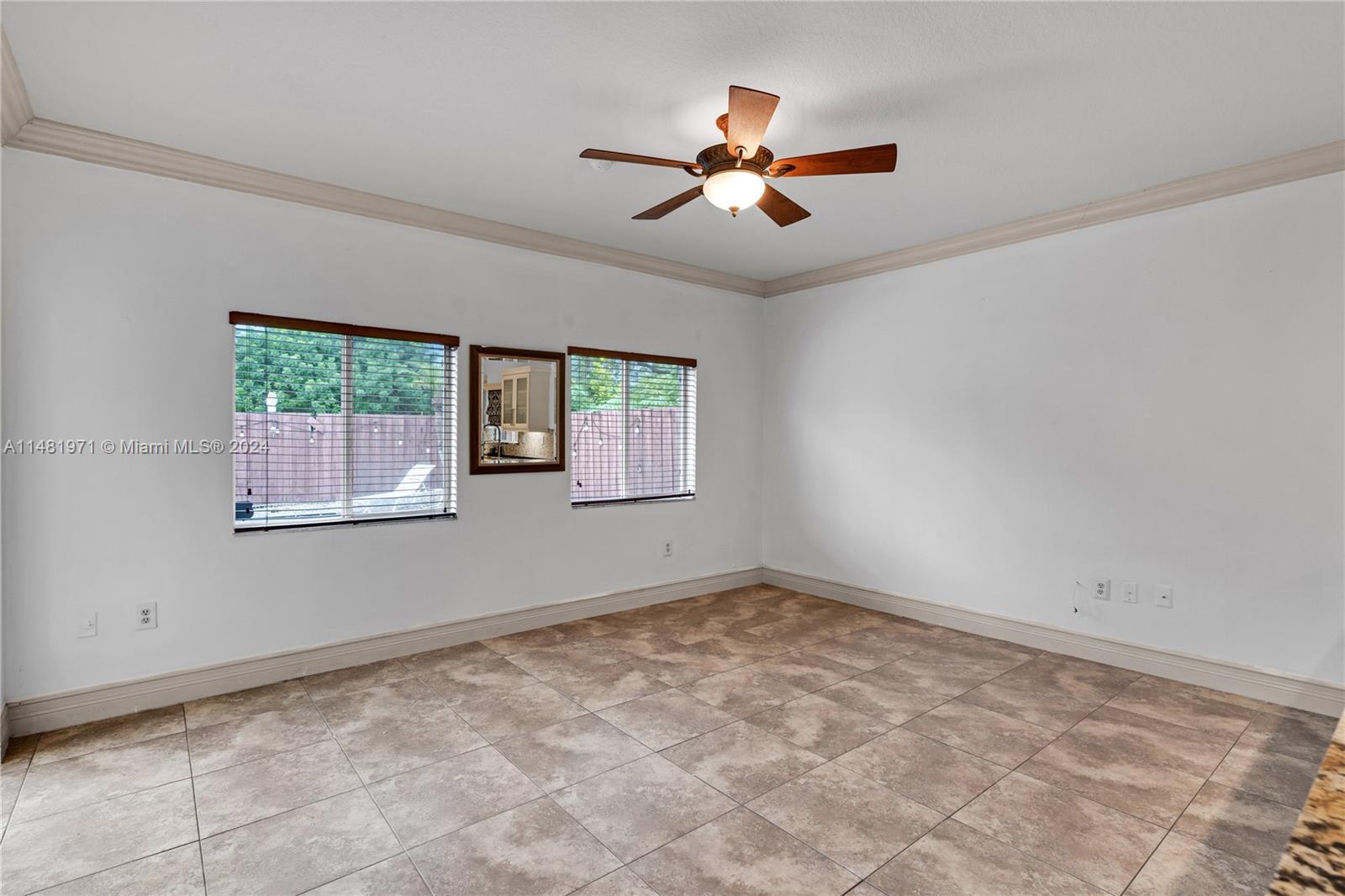 13744 SW 124th Ave Rd