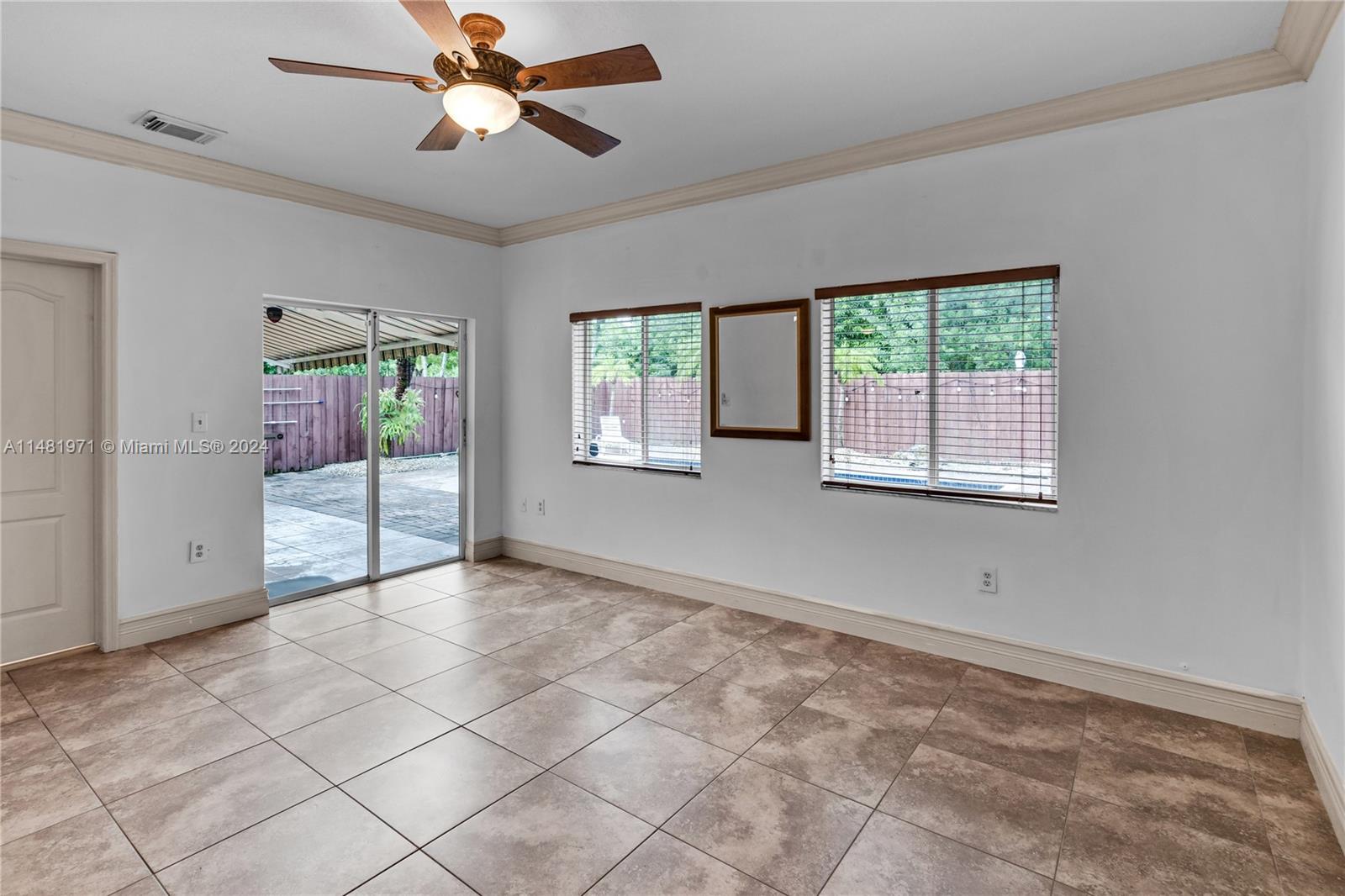 13744 SW 124th Ave Rd