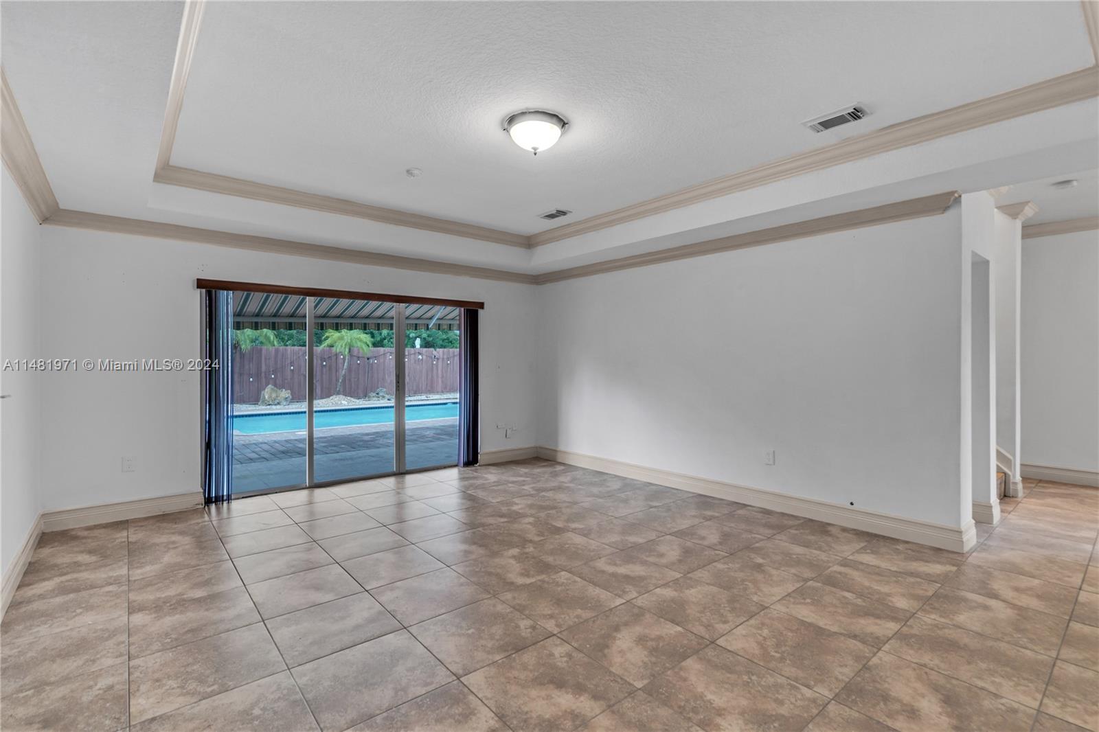 13744 SW 124th Ave Rd