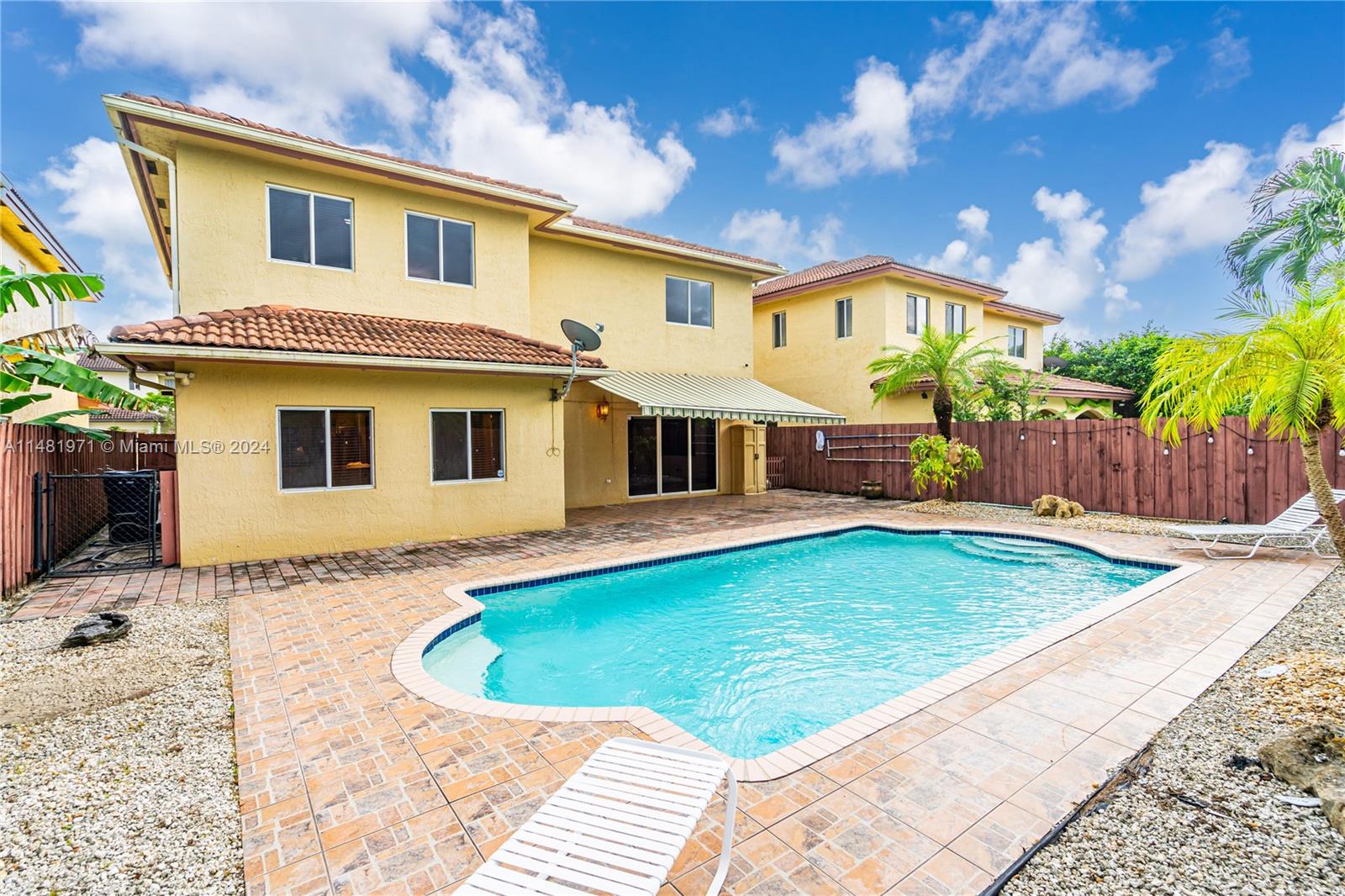 13744 SW 124th Ave Rd