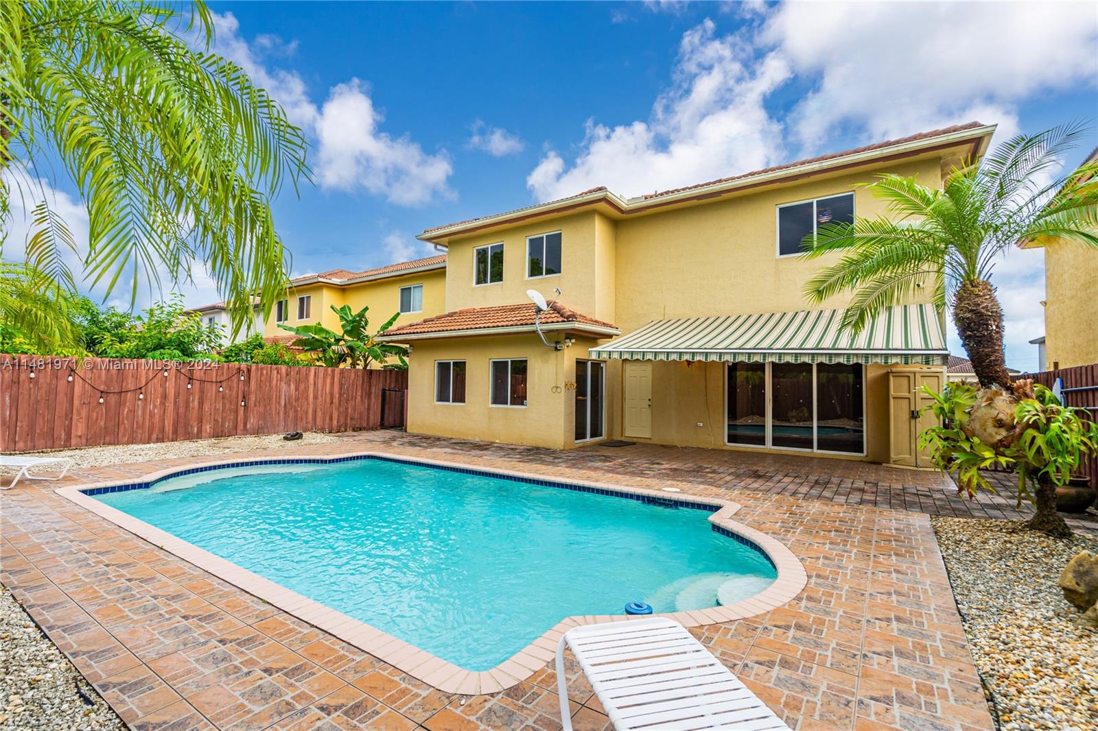 13744 SW 124th Ave Rd