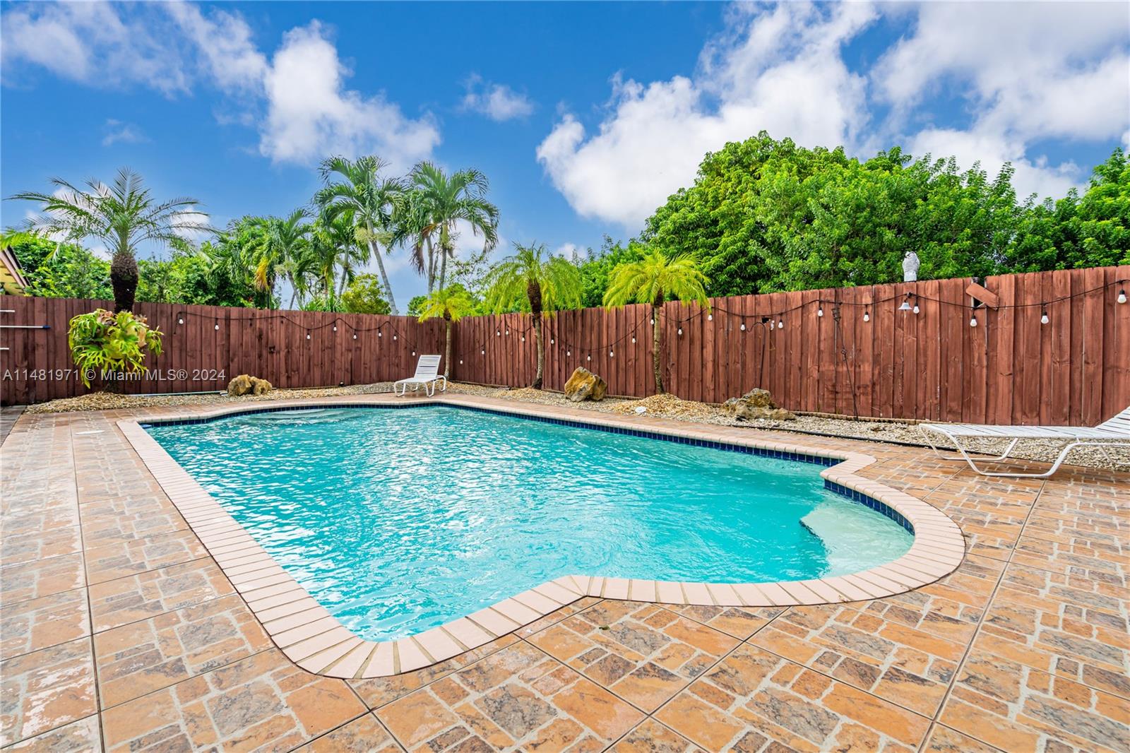 13744 SW 124th Ave Rd