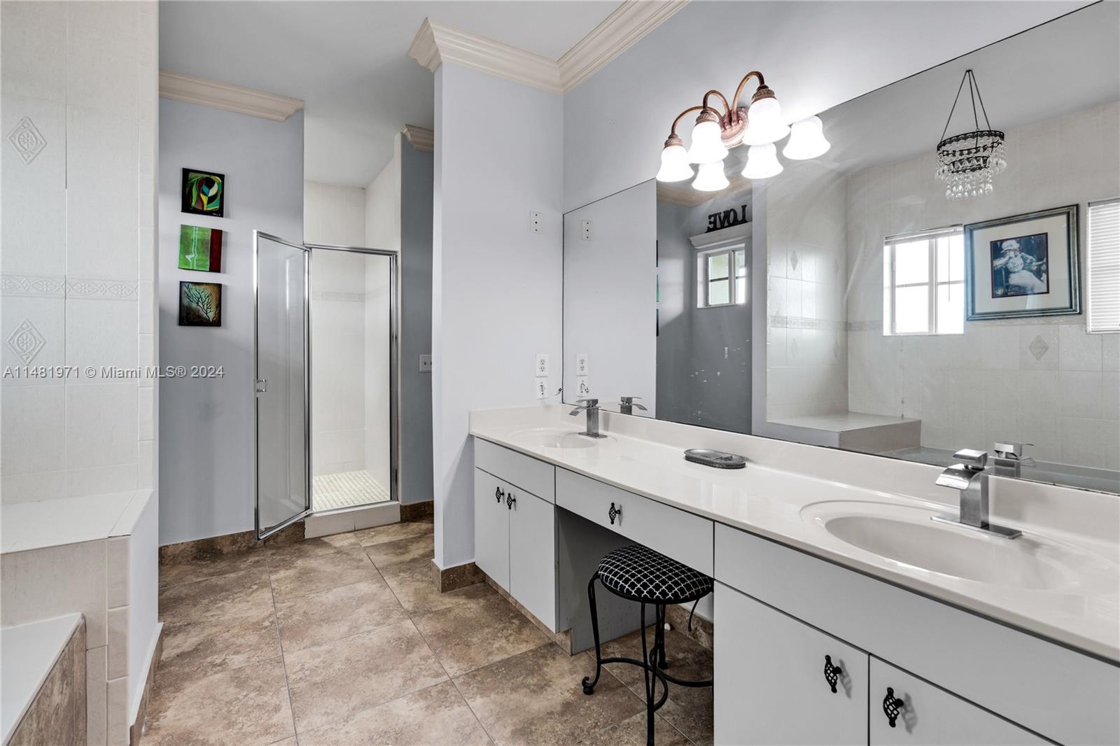 13744 SW 124th Ave Rd