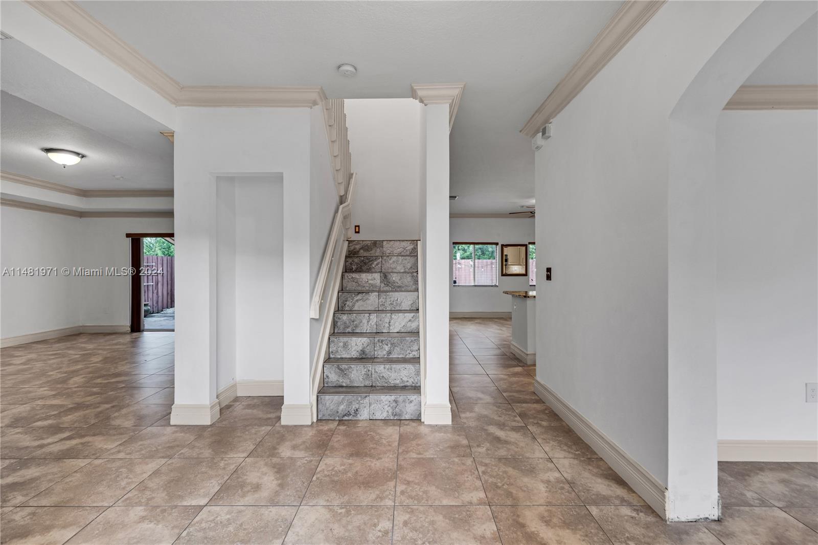 13744 SW 124th Ave Rd