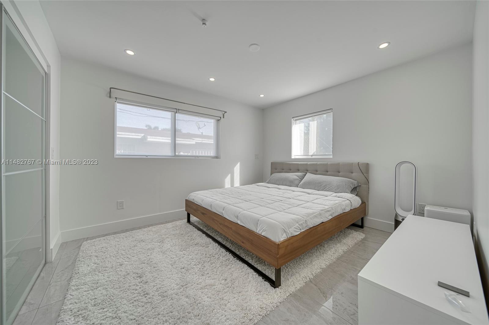 1564 NE 110th Ter