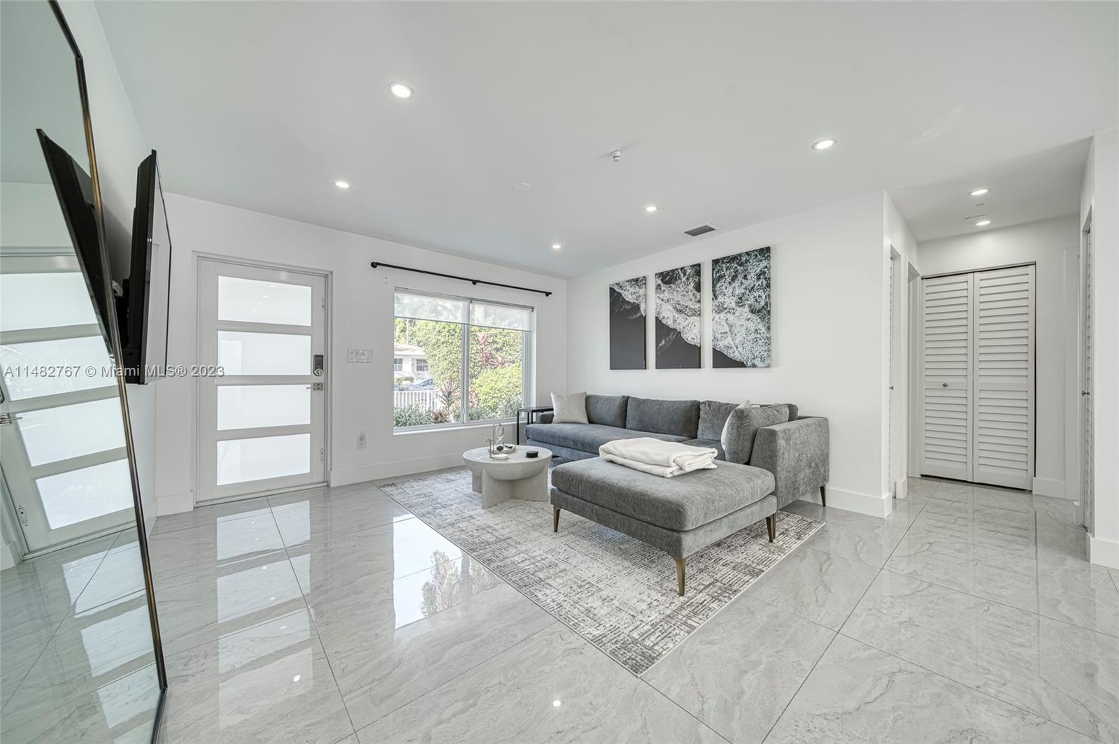 1564 NE 110th Ter