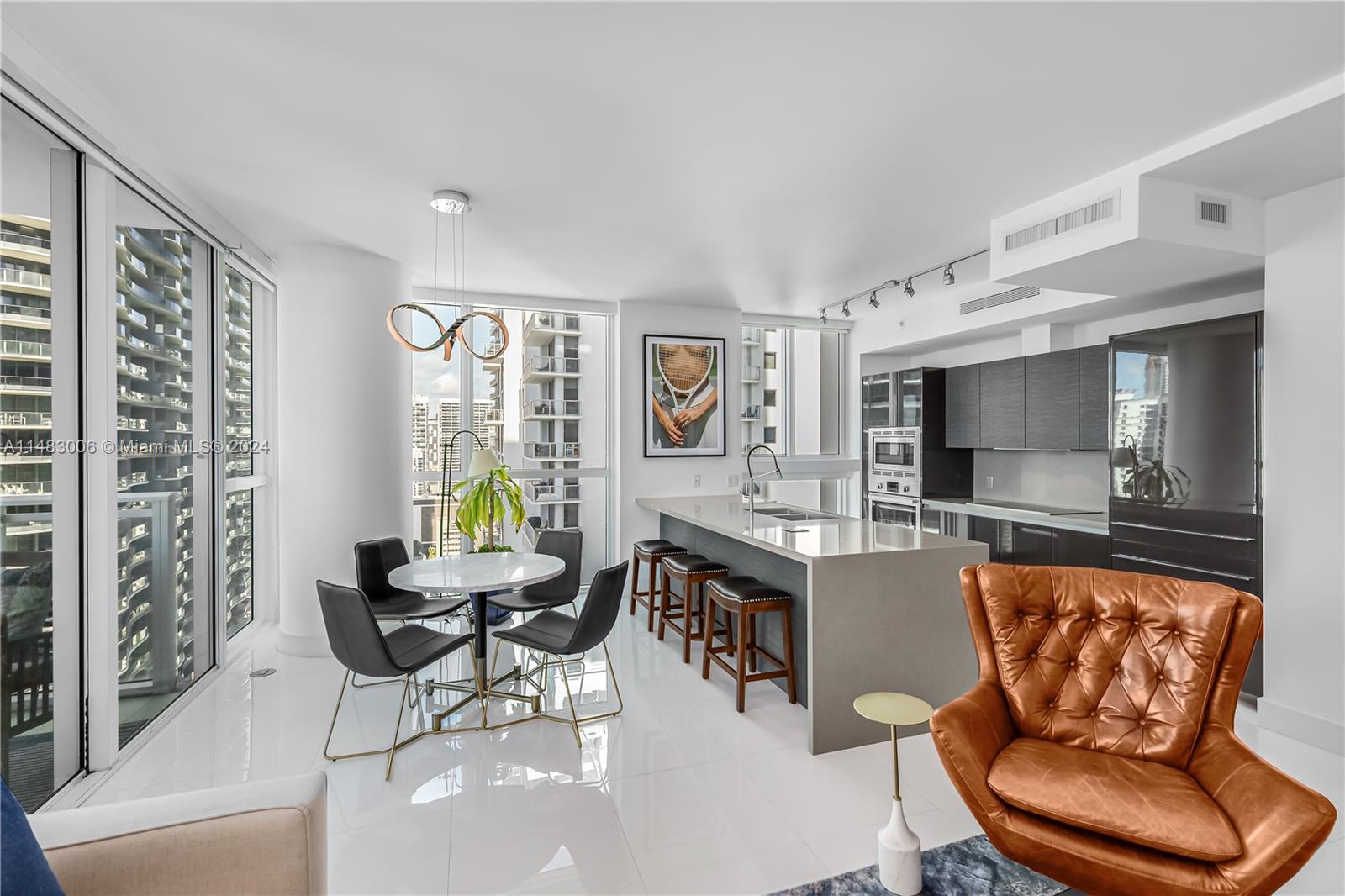 1080 Brickell Ave # 2909