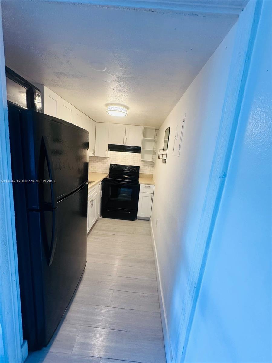 4713 NW 7th ST # 109