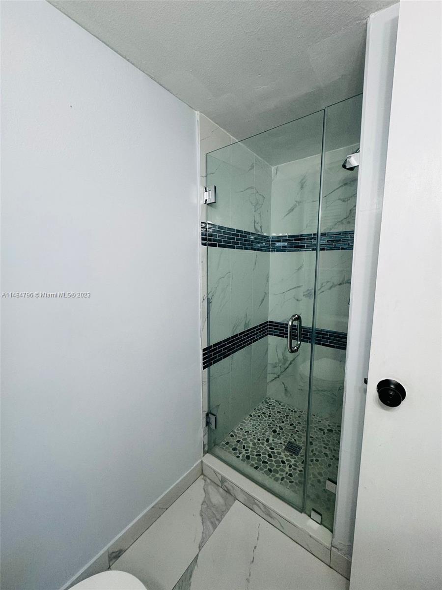 4713 NW 7th ST # 109