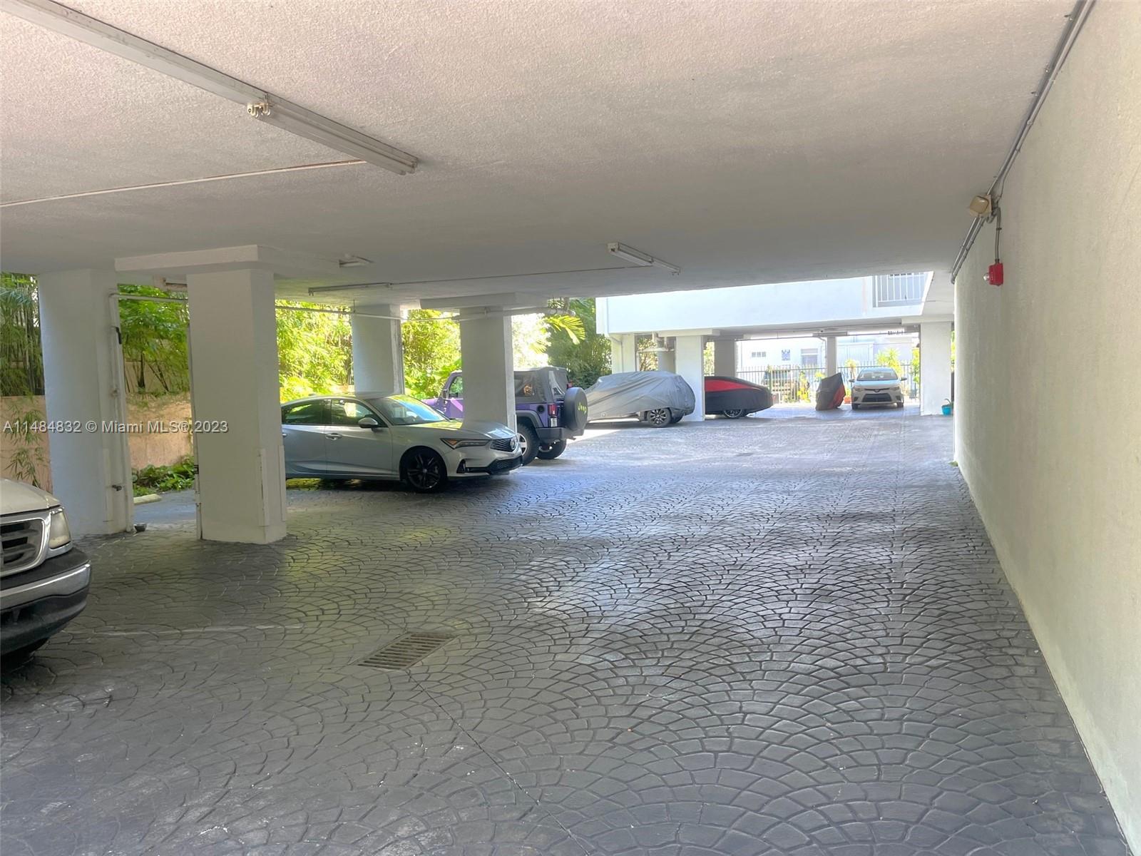 201 Jefferson Ave # 4C