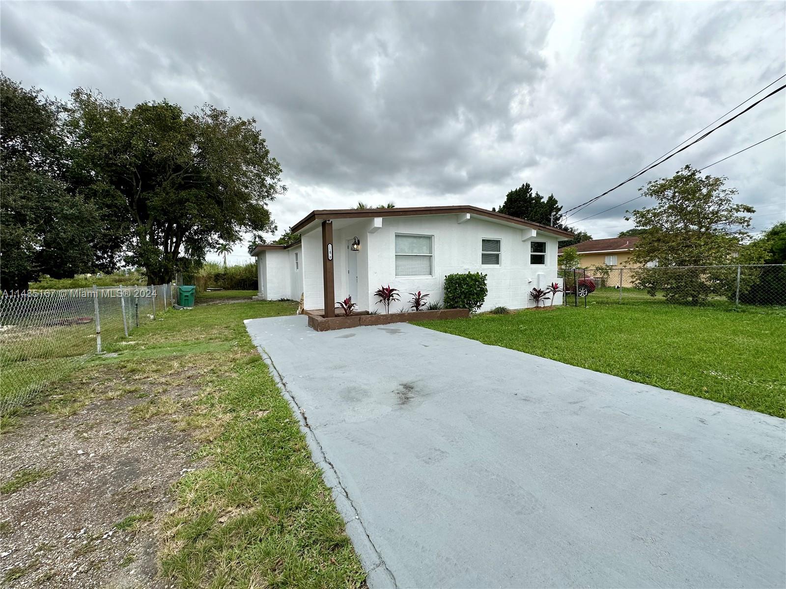 11470 SW 215th St