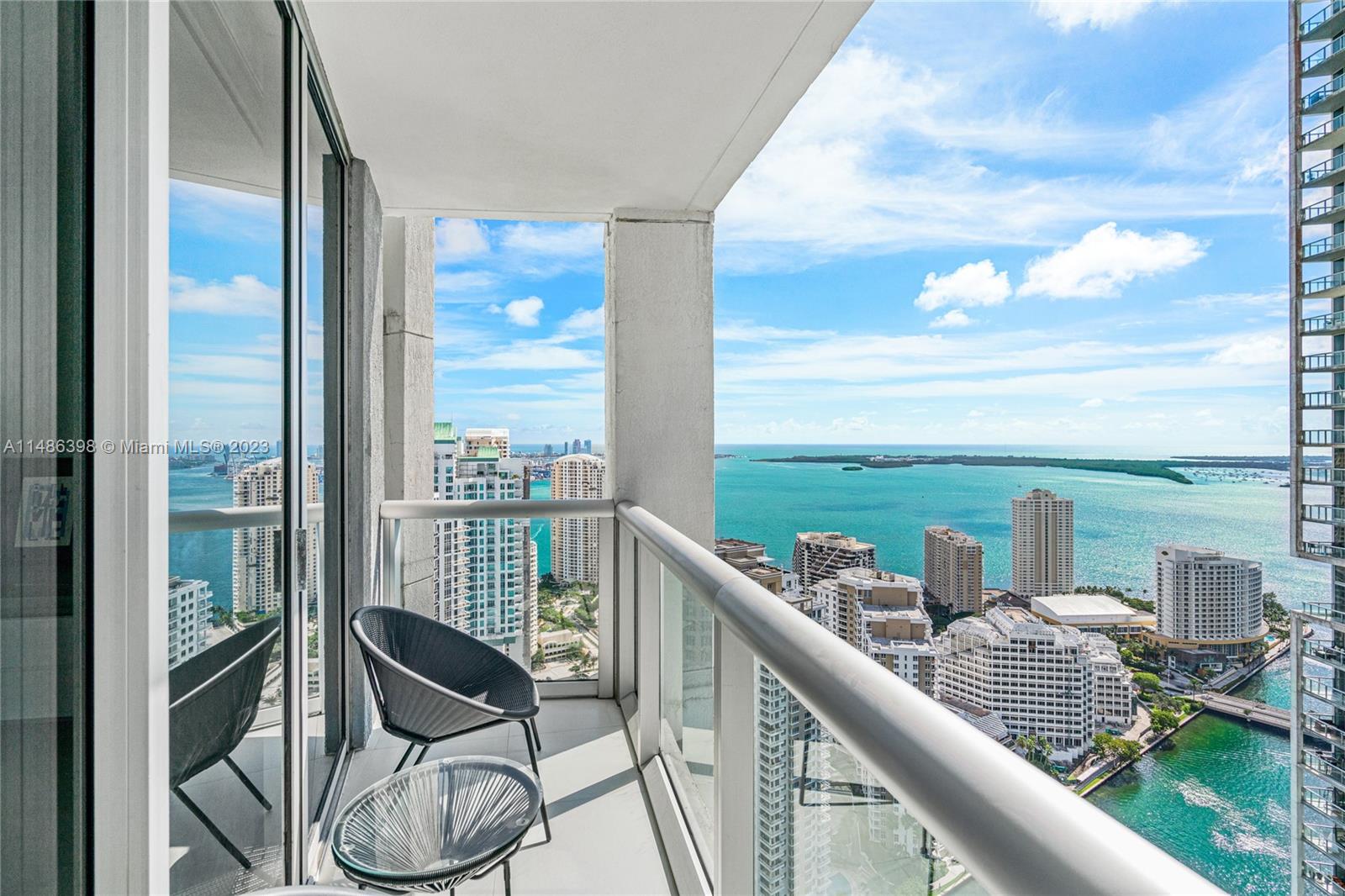 475 Brickell Ave # 4407