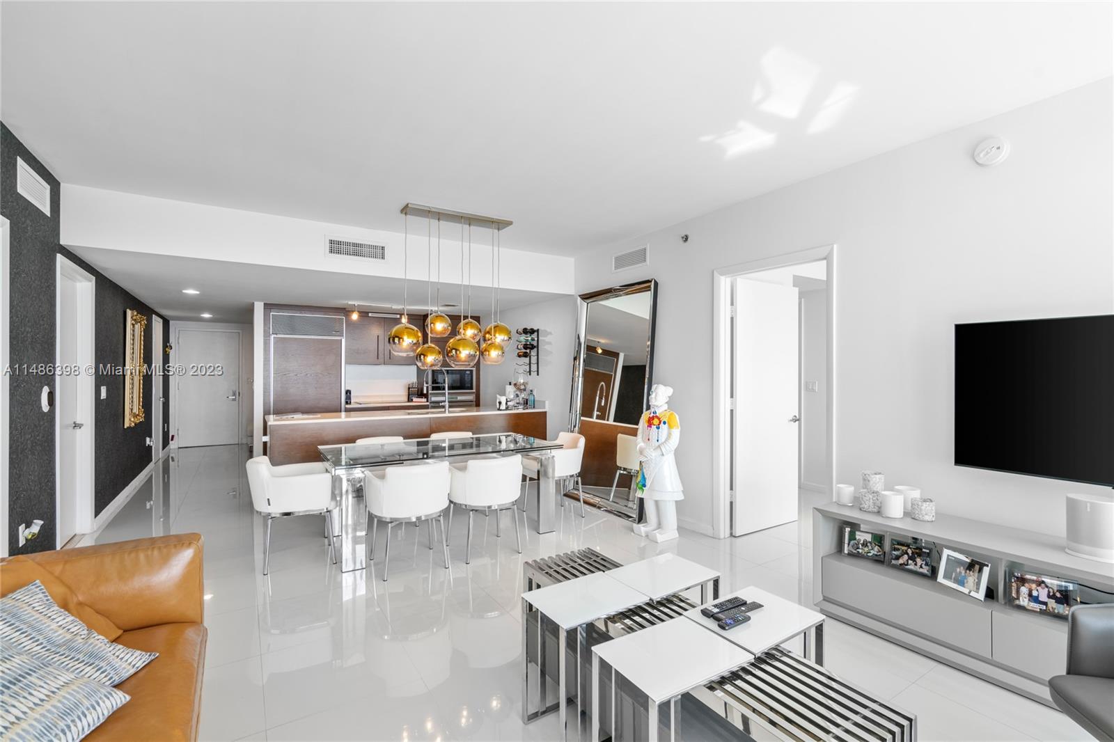 475 Brickell Ave # 4407
