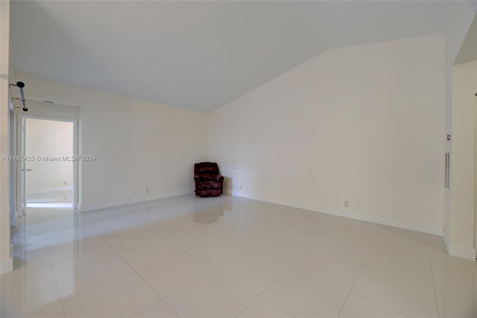 2205 Charleston