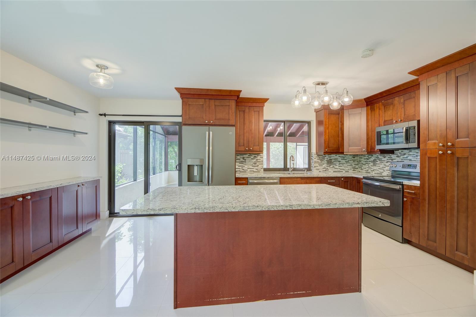 2205 Charleston