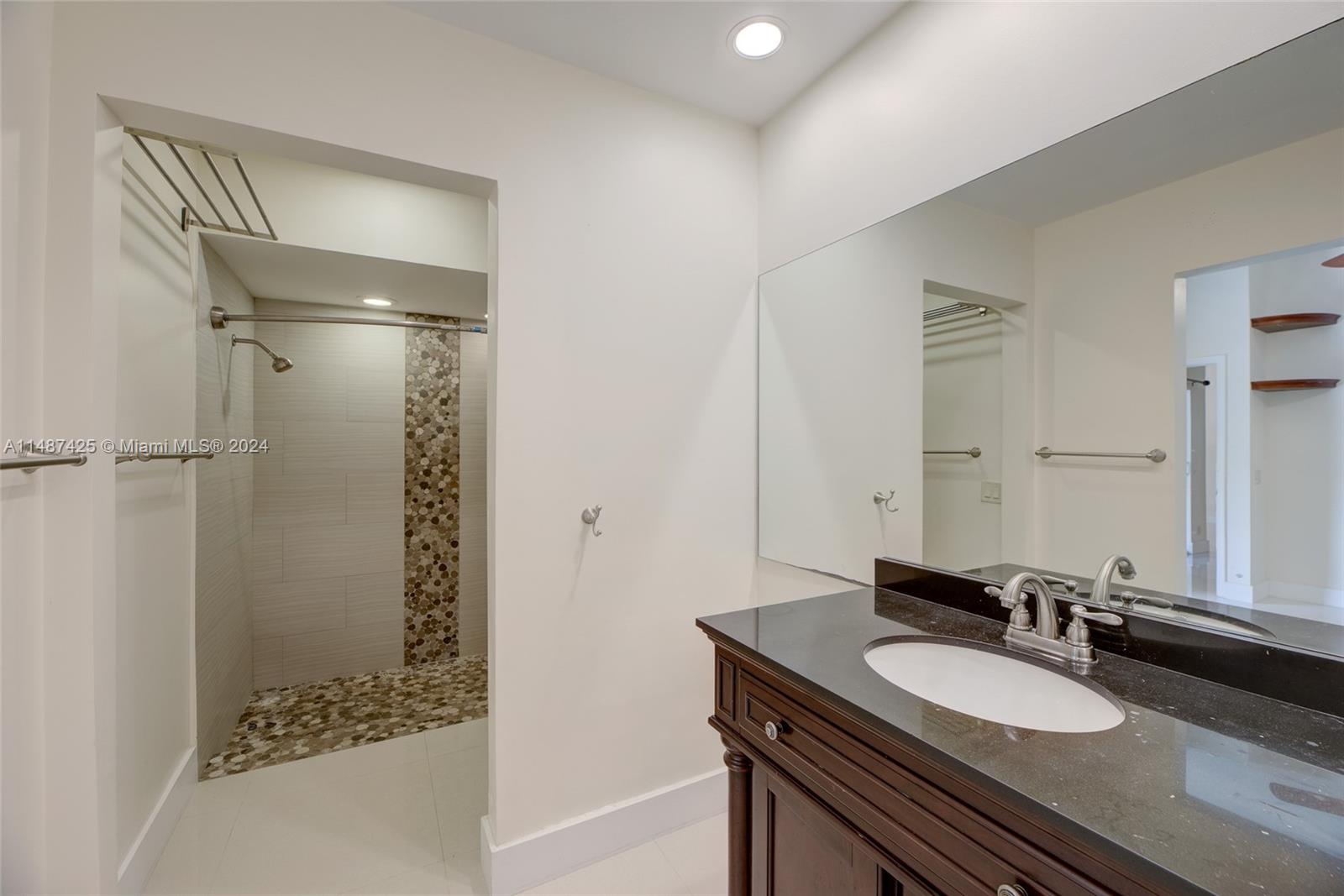 2205 Charleston