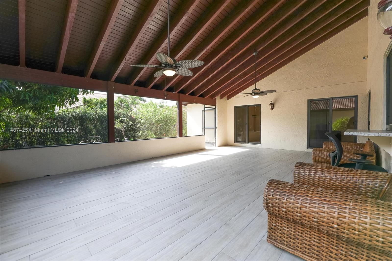 2205 Charleston