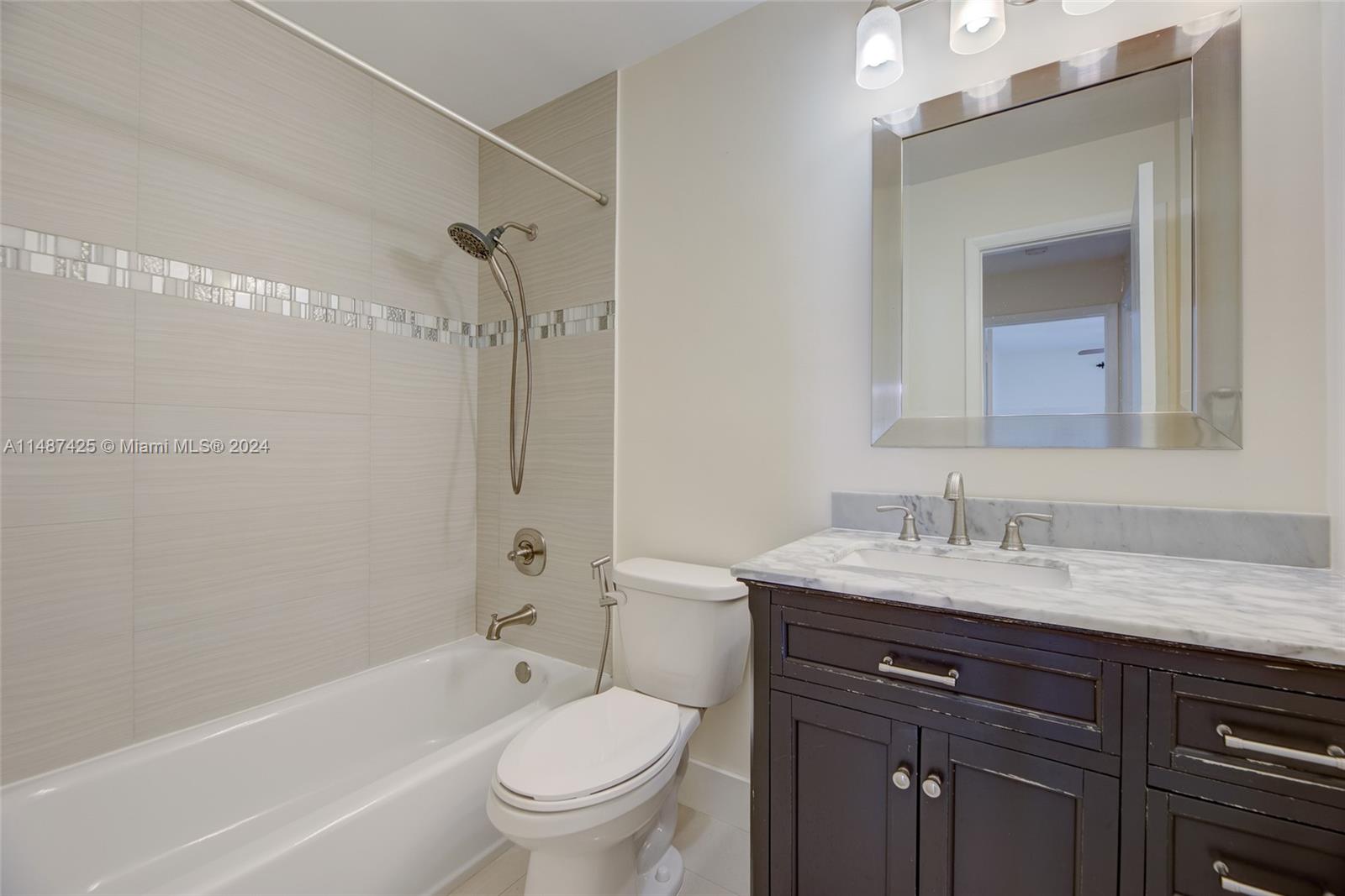 2205 Charleston