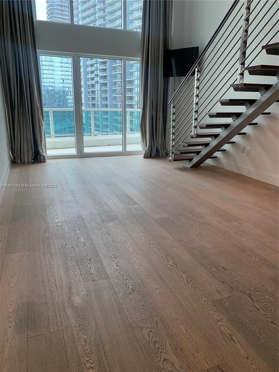 41 SE 5th St # 1806
