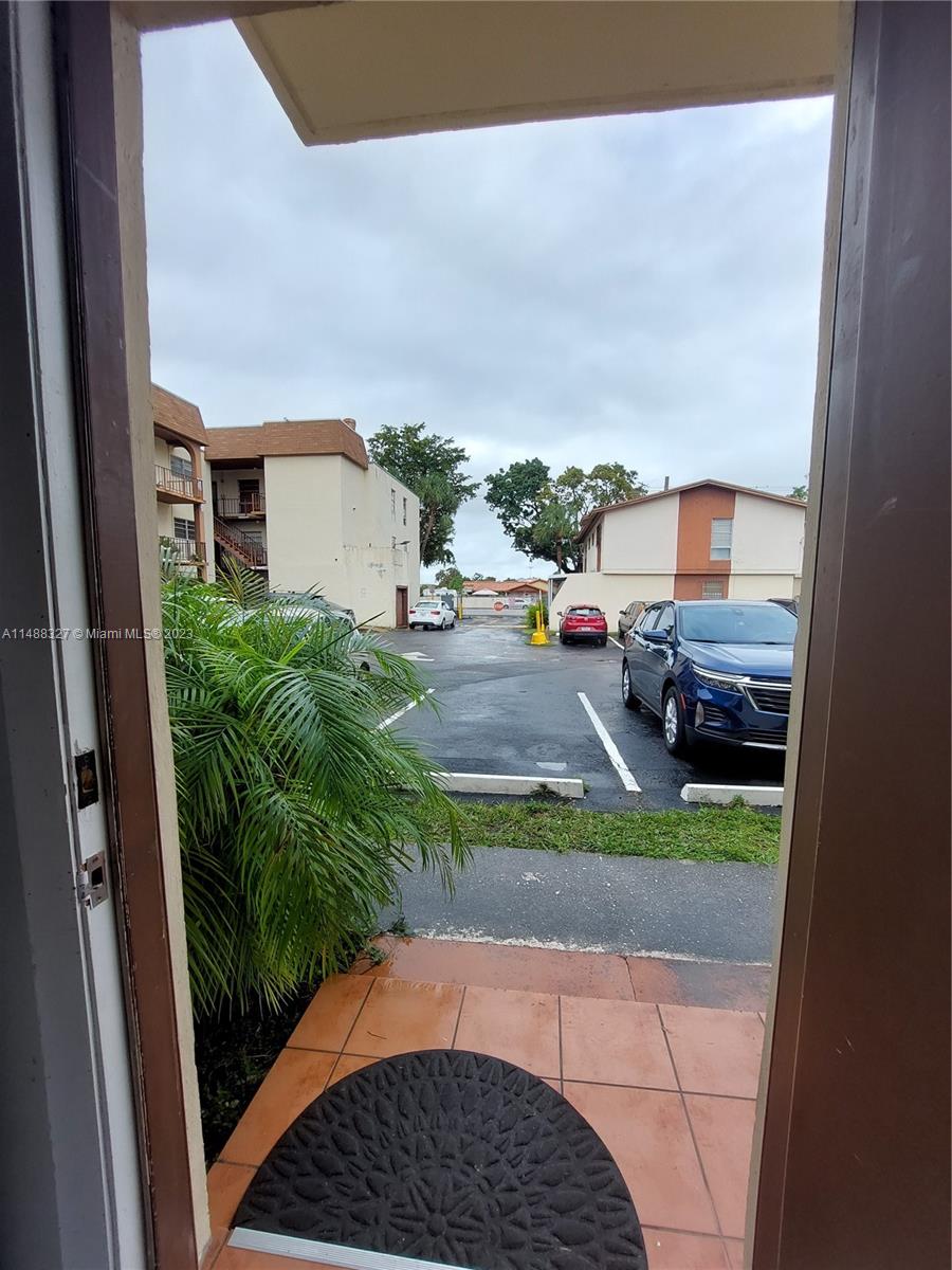 20 SW 108th Ave # 6F