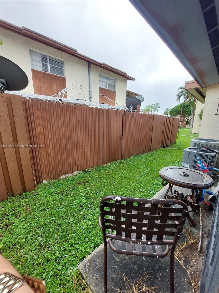 20 SW 108th Ave # 6F
