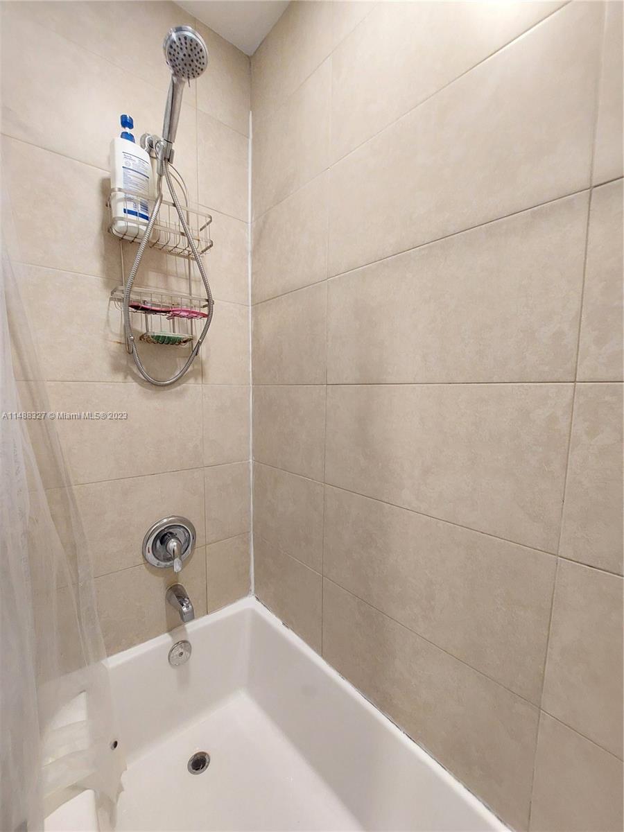 20 SW 108th Ave # 6F