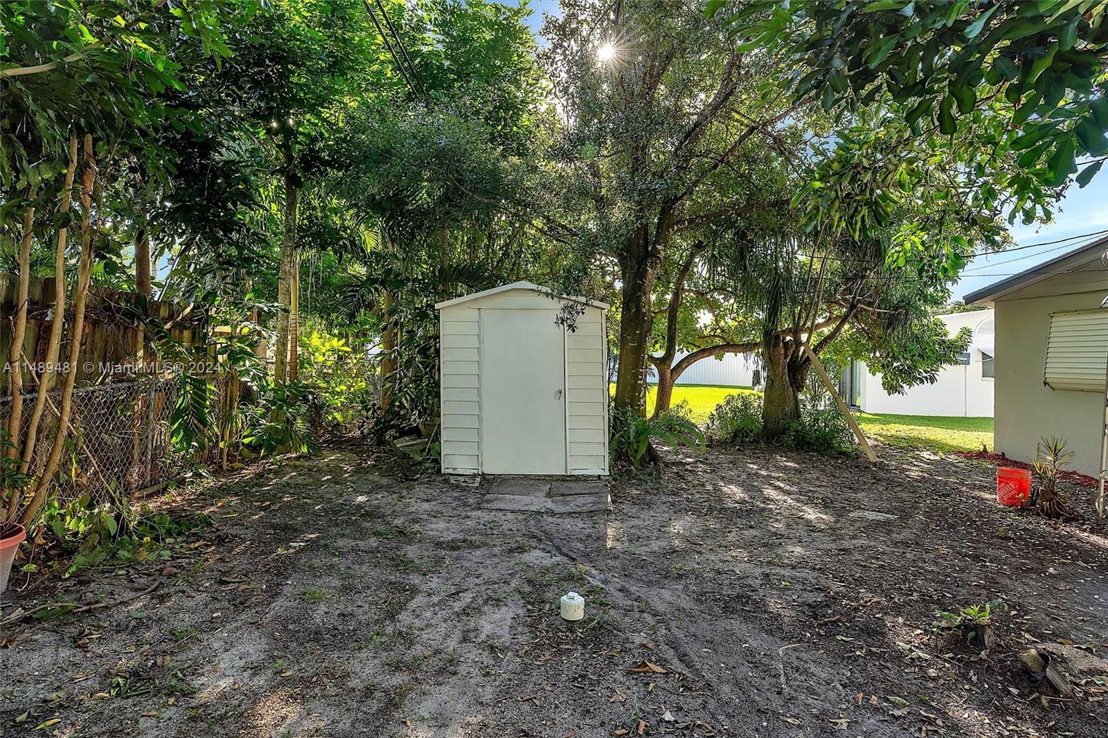 5950 NW 42nd Ter
