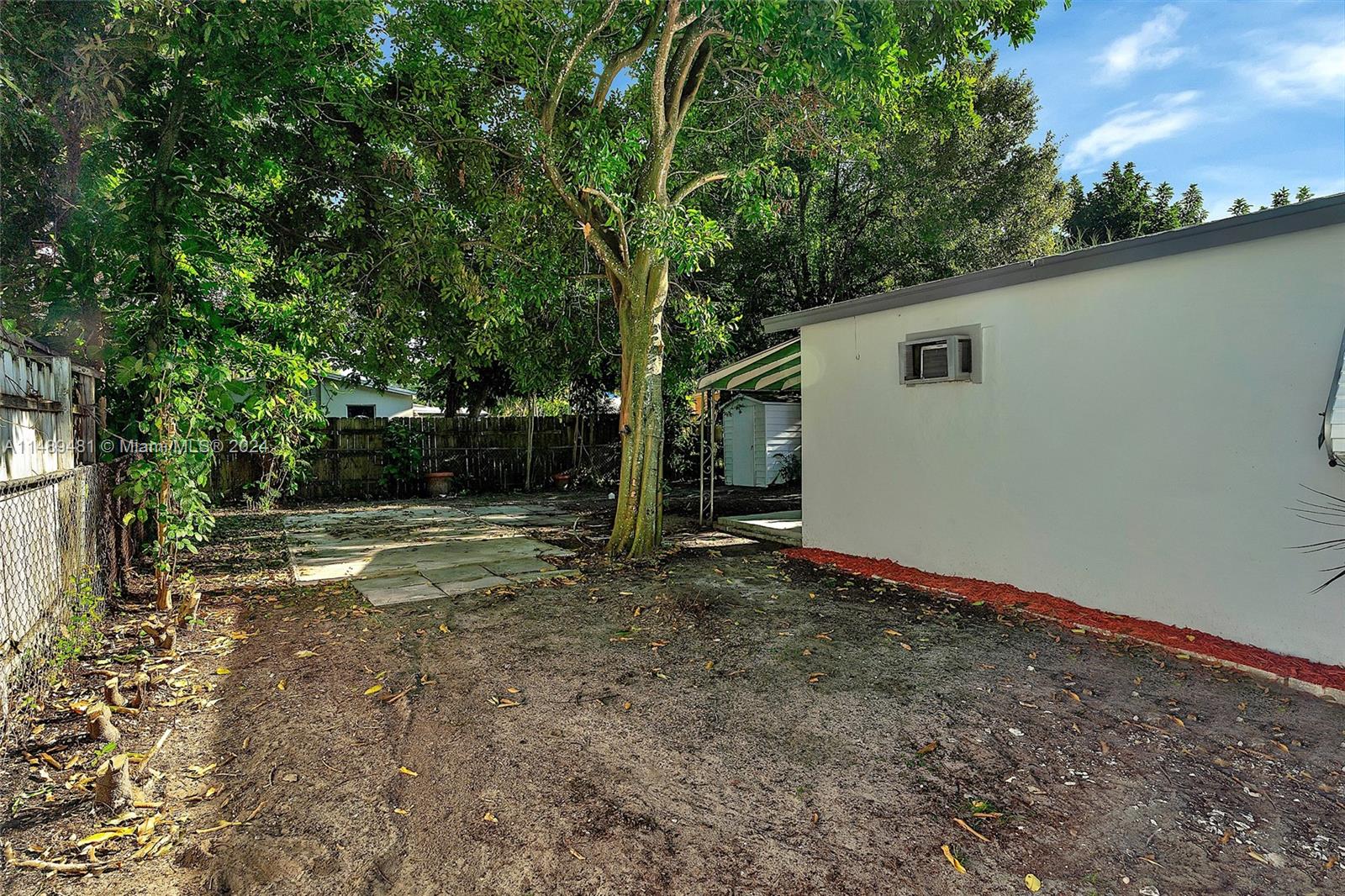 5950 NW 42nd Ter