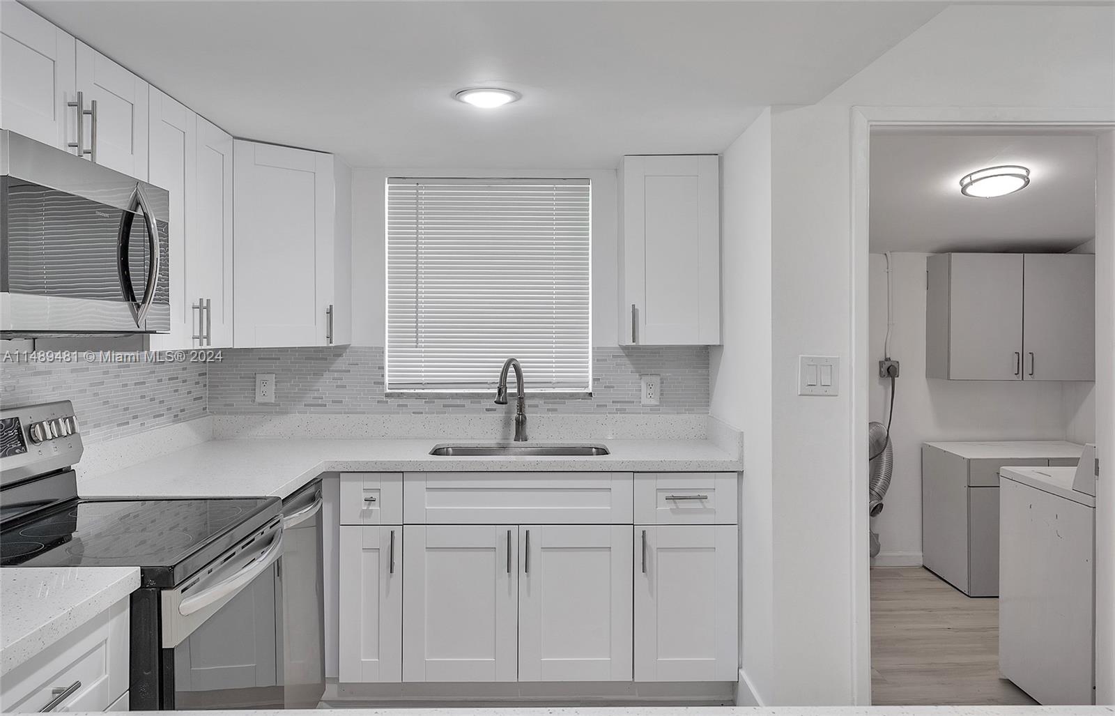 5950 NW 42nd Ter