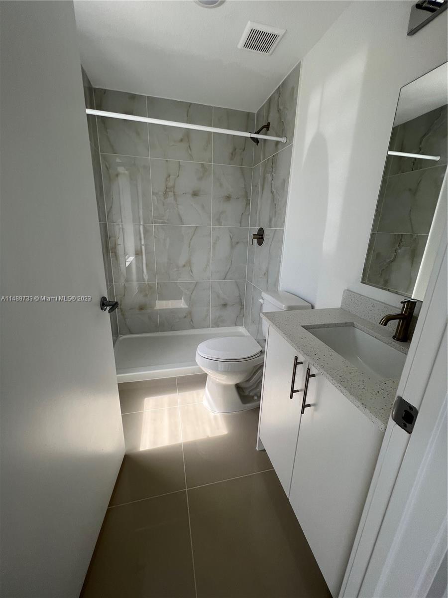 25855 SW 145th Ave # 25855