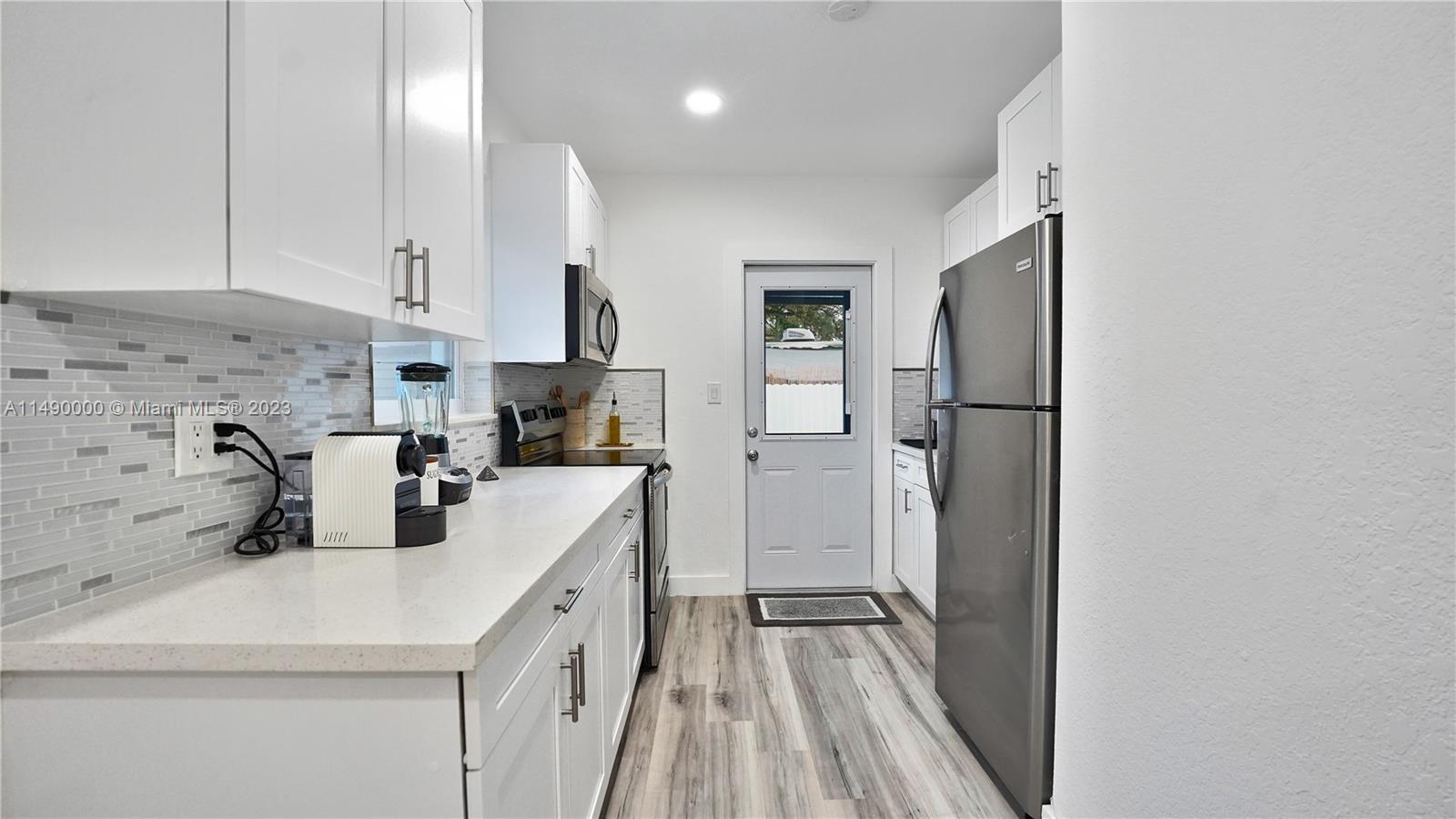 1441 NE 154th Ter
