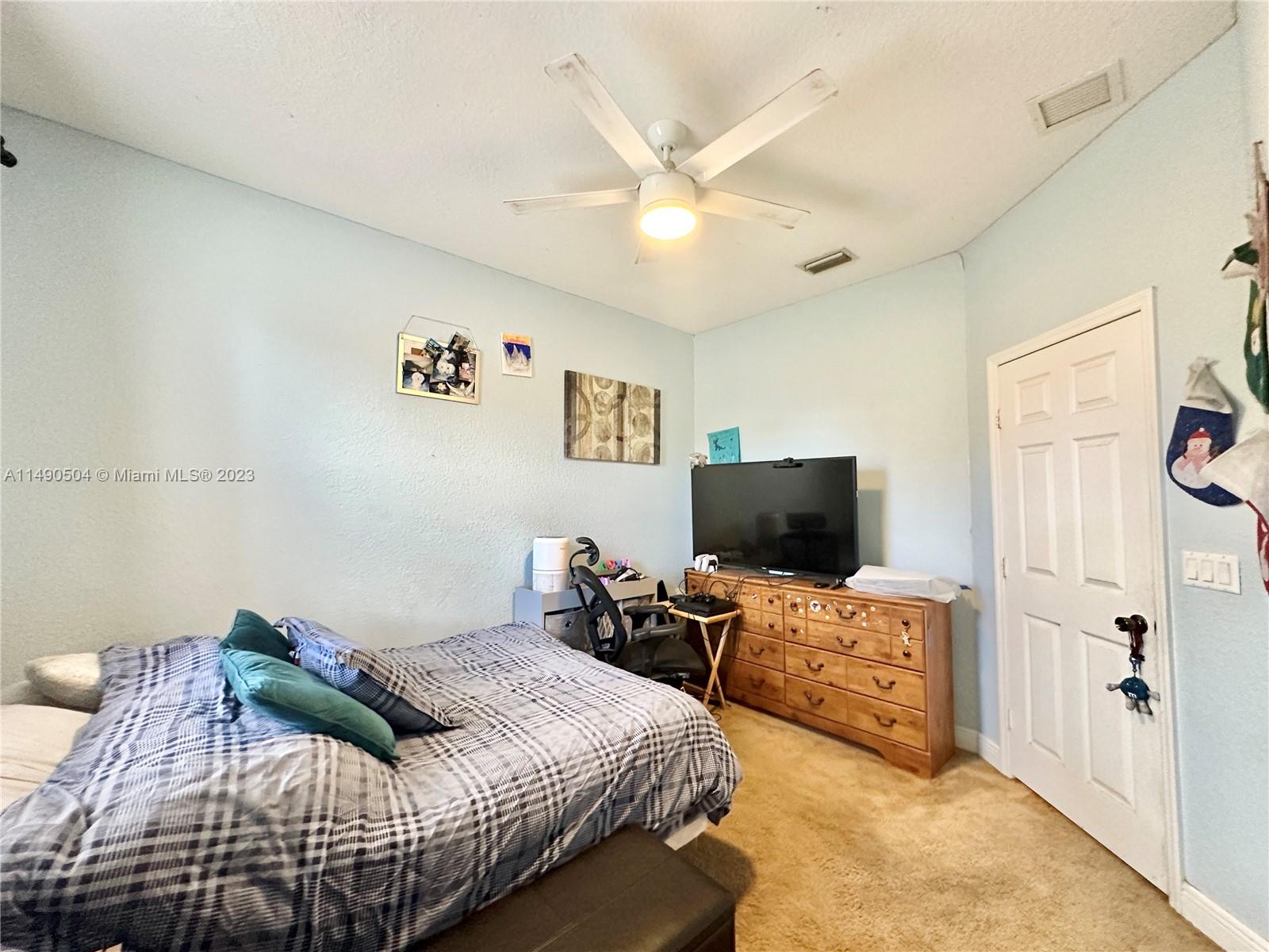 4959 Tradewinds Ter # 703