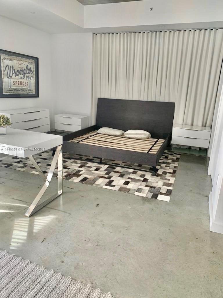 151 SE 1st St # 903