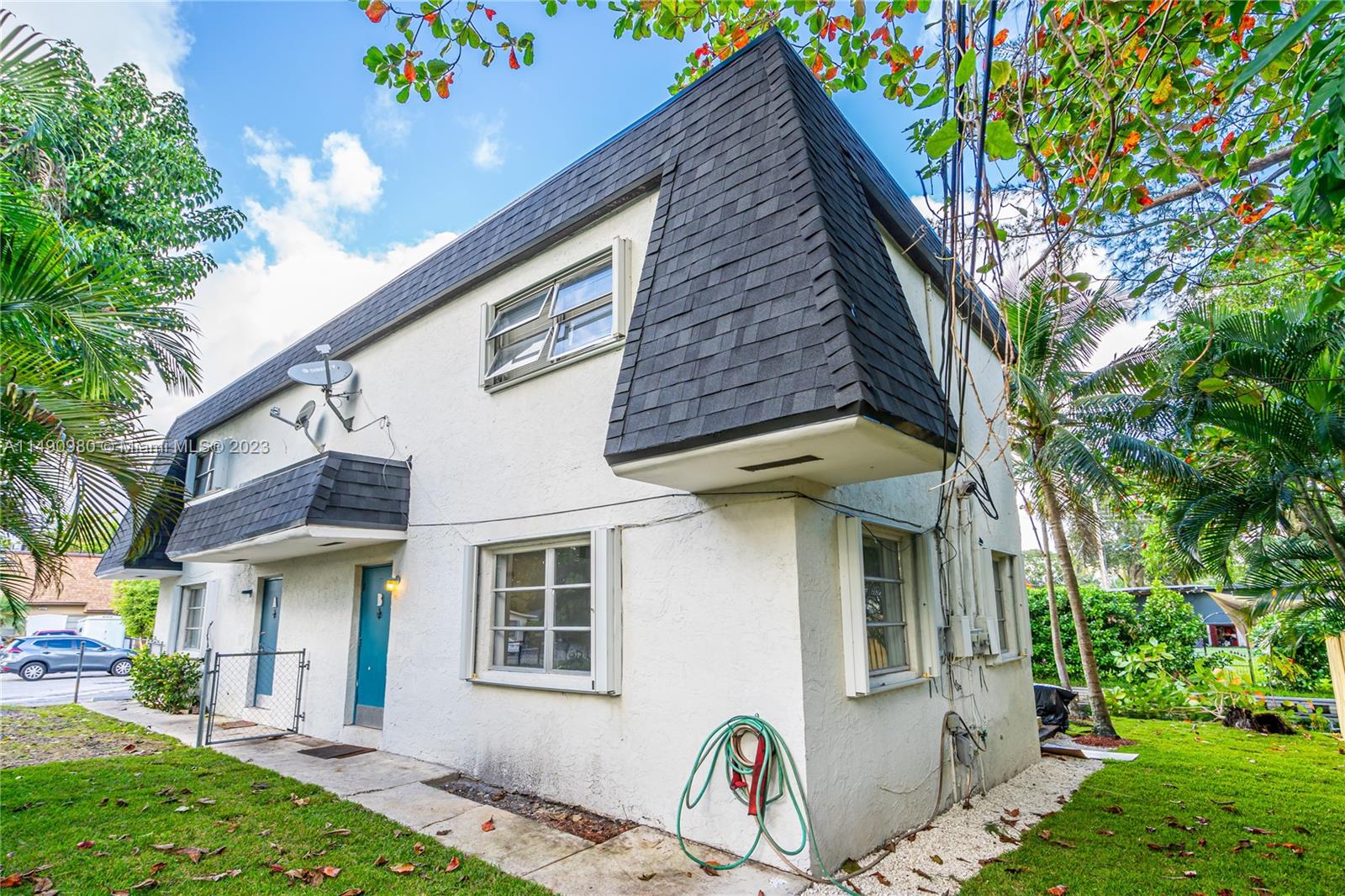 2850 SW 18th St # 2 Unit: 1-2