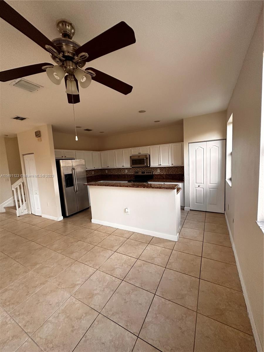 11303 SW 239th St # 0